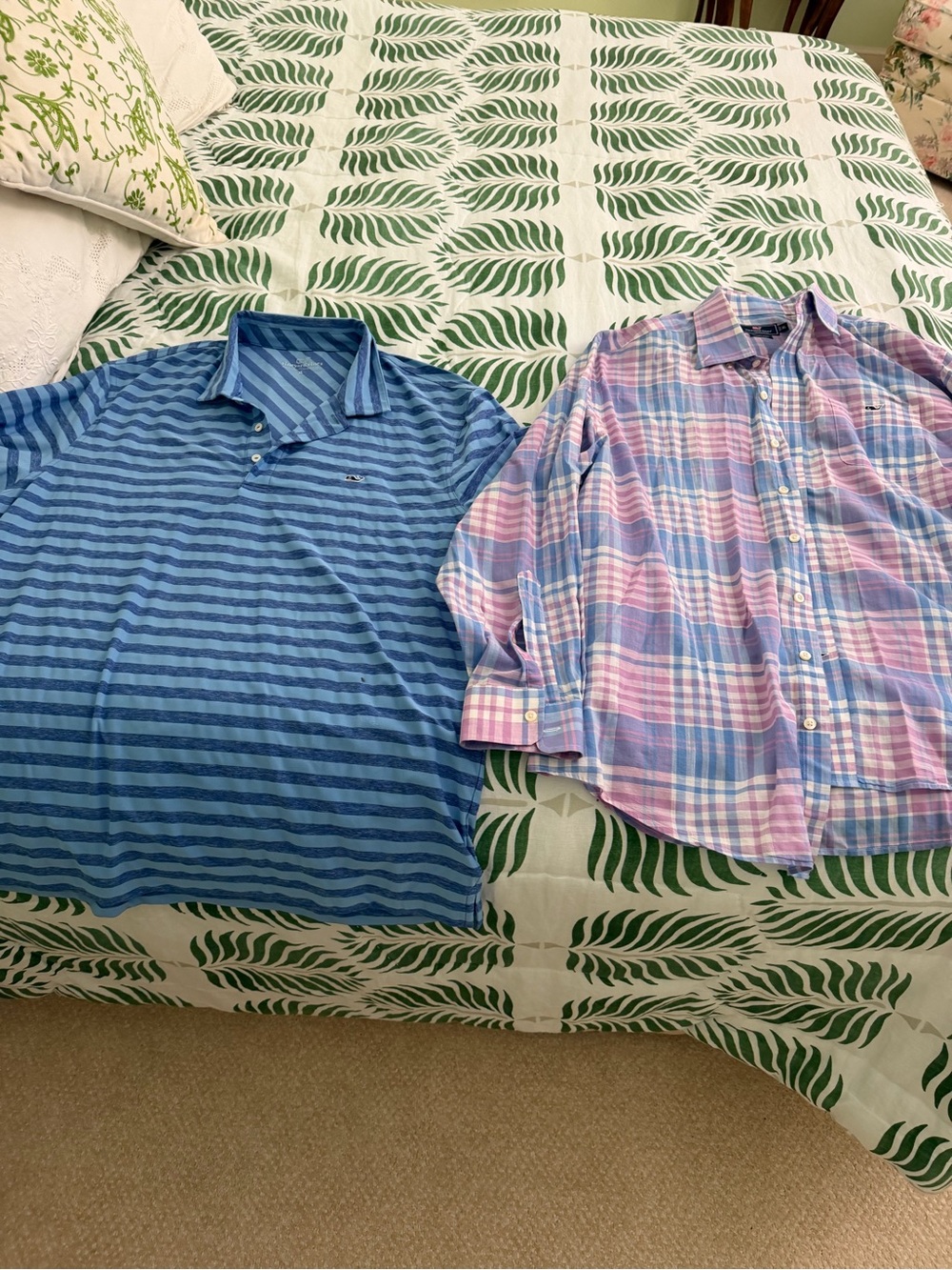 Vineyard Vines Men's Blue Striped Polo Shirts lot of 2